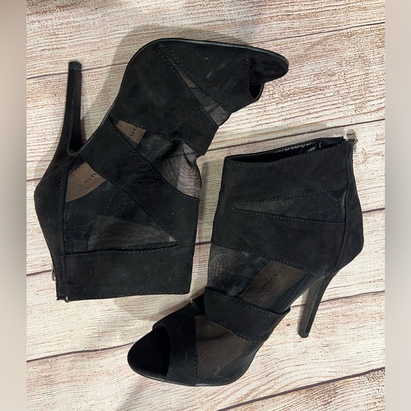 Chinese Laundry suede and mesh peep toe bootie Size 7.5 - Picture 4 of 7